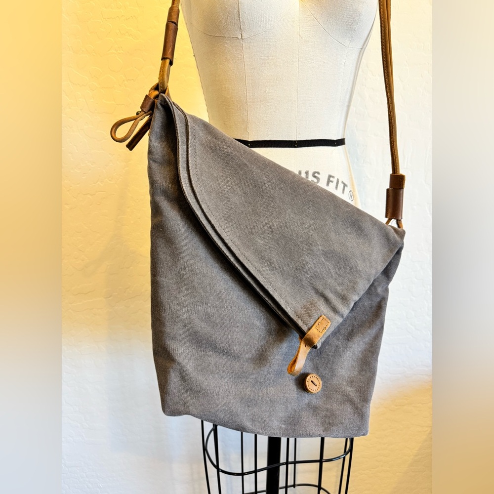 Sling Tote - image 1